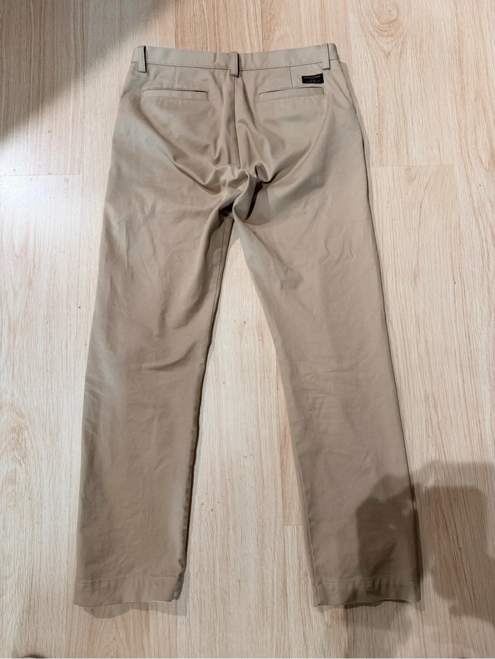 Banana Republic Men's Chinos in Tan